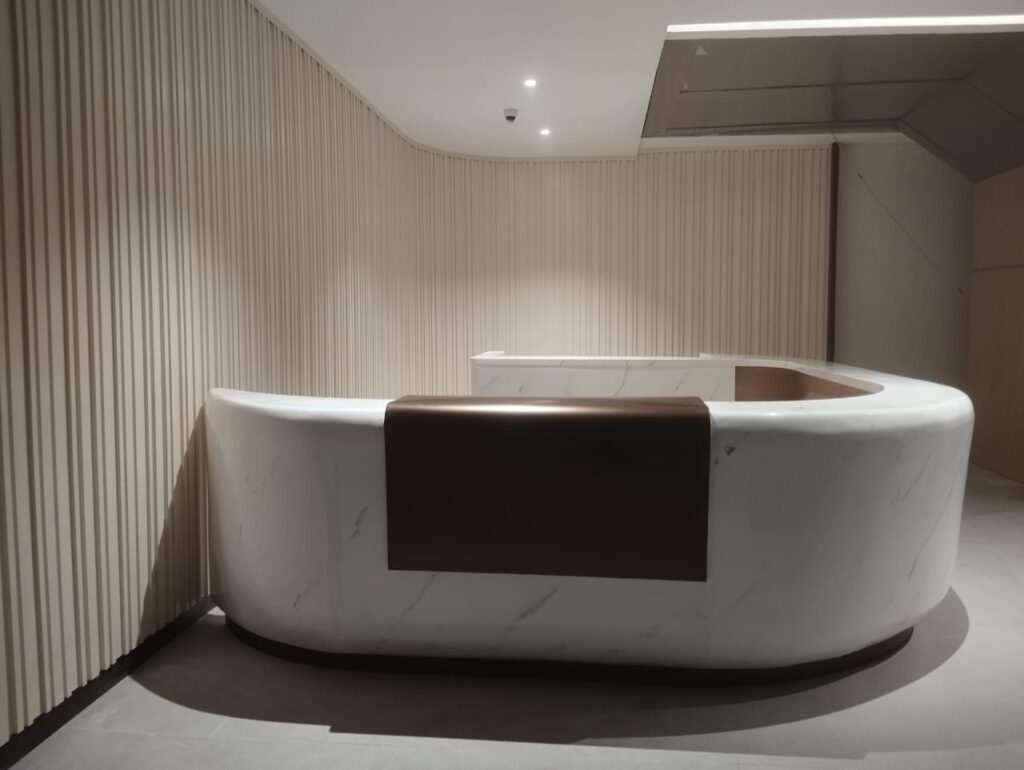 Meja & Backdrop Resepsionis 23 Paskal Mall